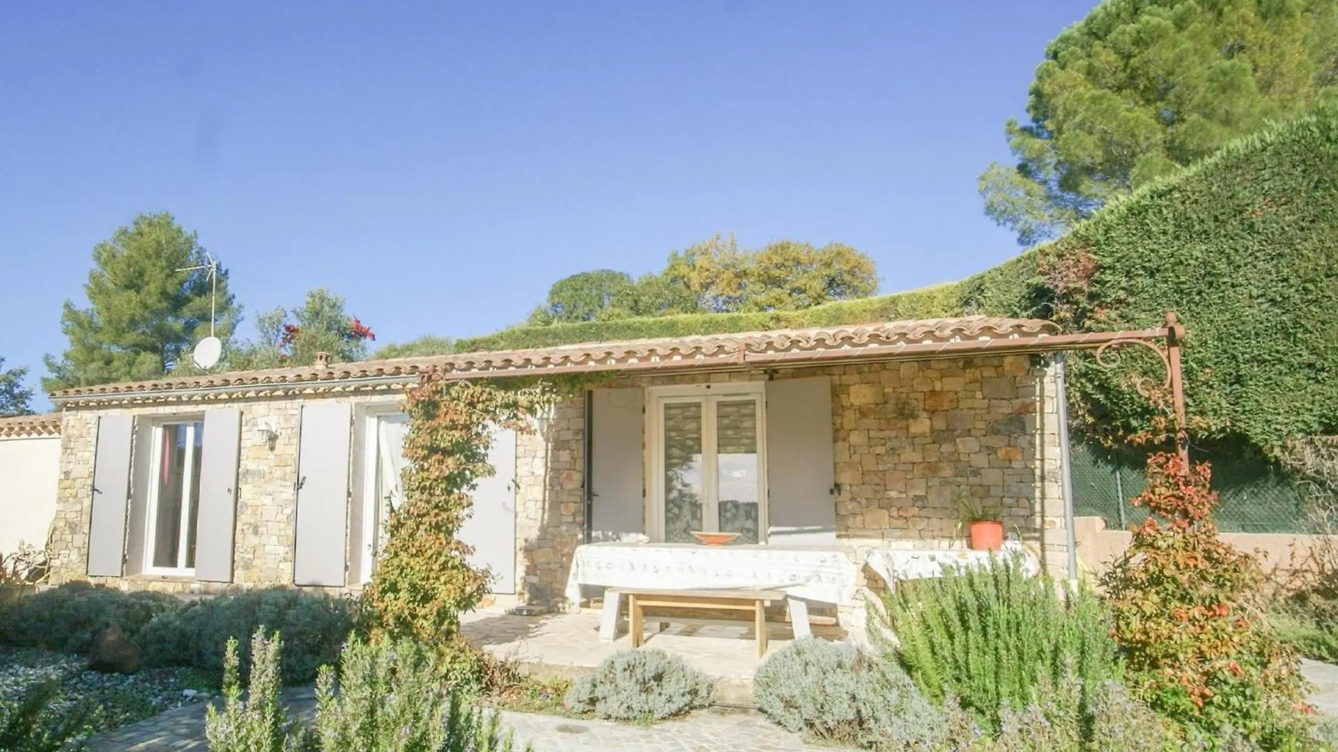 Holiday home Villa Des Arts Draguignan France